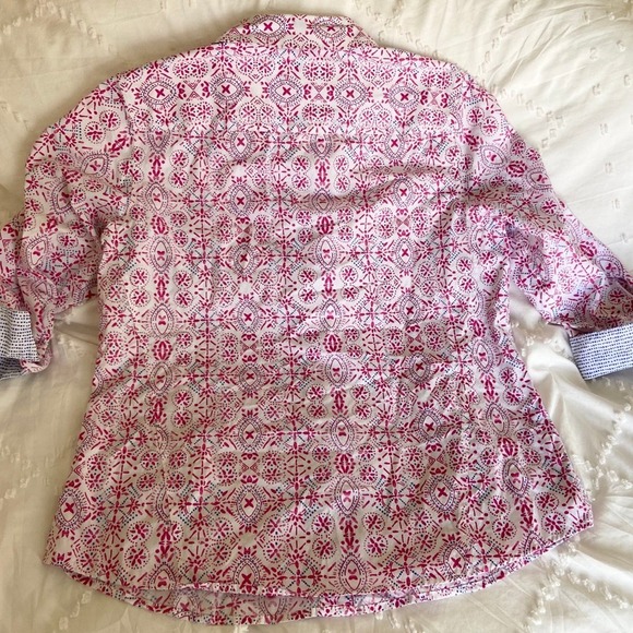 Foxcroft fitted button up blouse 3/4 sleeve size 4 flip cuffs white pink blue - Picture 2 of 11